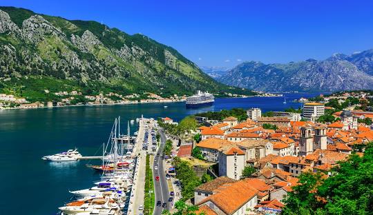 montenegro city image